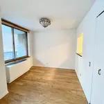 Rent 2 bedroom apartment of 118 m² in New York