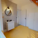 Rent 5 bedroom house of 107 m² in Lille