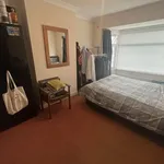 Rent 3 bedroom house in East Midlands