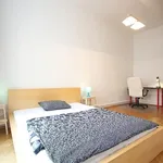 Rent 2 bedroom apartment of 45 m² in Capital City of Prague