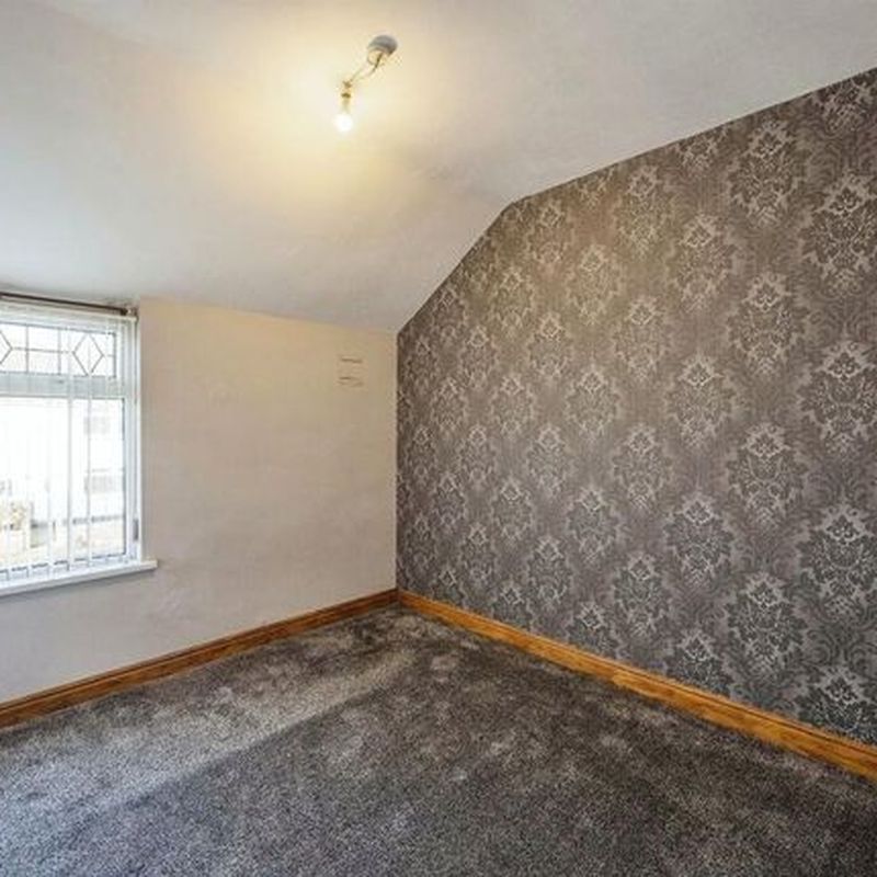 Terraced house to rent in King Avenue, Maltby, Rotherham S66