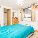 Rent 2 bedroom apartment in Leeds