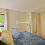 Rent 3 bedroom apartment of 99 m² in Porto