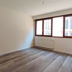 Rent 3 bedroom apartment of 81 m² in Voiron