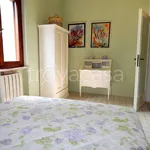 Rent 4 bedroom house of 100 m² in Valeggio sul Mincio