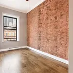 Rent 4 bedroom apartment in Manhattan