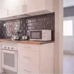 Rent 3 bedroom apartment in Madrid