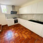 Appartement de 141 m² avec 4 chambre(s) en location à 2A Route de la Crau 