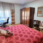 Rent 3 bedroom apartment of 90 m² in Oviedo