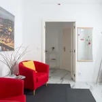 Rent a room of 600 m² in Rio Tinto