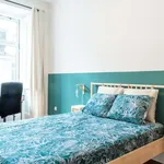 Rent a room in lisbon