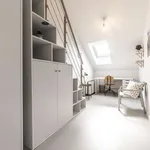 Rent 4 bedroom apartment of 97 m² in prague