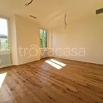 Affitto 5 camera appartamento di 150 m² in Firenze