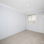 Rent 3 bedroom house in  Alkimos WA 6038                        