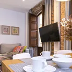 Rent 1 bedroom apartment of 61 m² in Granada