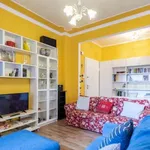 Rent 3 bedroom apartment in genoa