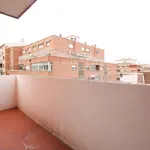 Rent a room of 130 m² in granada