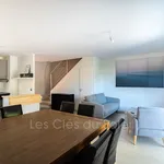 Rent 1 bedroom house of 68 m² in Hyères