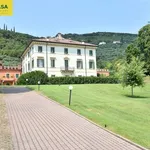 Rent 4 bedroom apartment of 106 m² in Verona