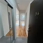 Appartement de 581 m² avec 3 chambre(s) en location à Montreal