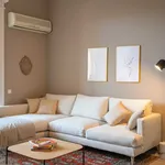 Rent 4 bedroom apartment of 120 m² in Barcelona