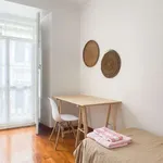 Rent a room in lisbon