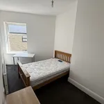 Rent 4 bedroom house in Yorkshire And The Humber