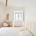 Rent 8 bedroom apartment in Lisbon