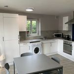 Rent 3 bedroom flat in South East England