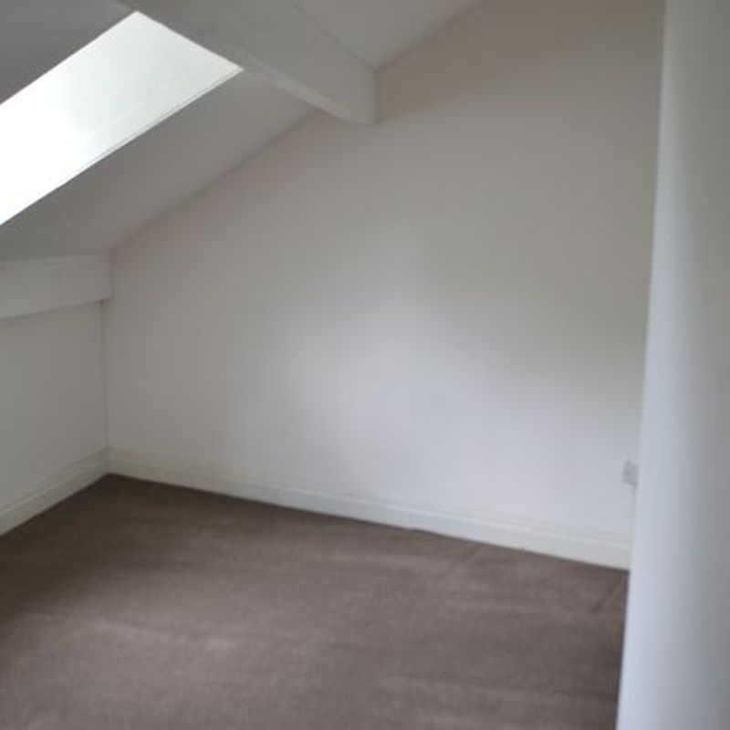 Duplex to rent in Legrams Lane, Bradford BD7 Great Horton