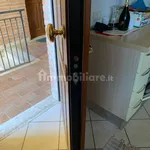 Affitto 3 camera appartamento di 78 m² in Perugia