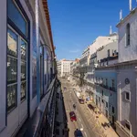 Rent 1 bedroom apartment of 102 m² in lisbon