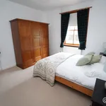 Rent 3 bedroom house in Stirling