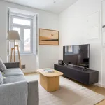 Rent 1 bedroom apartment of 607 m² in Lisbon