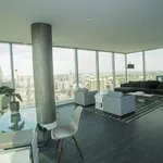 Appartement de 796 m² avec 2 chambre(s) en location à Calgary