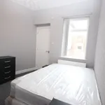 Rent 4 bedroom flat in North West England