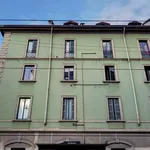 Rent a room of 100 m² in milan