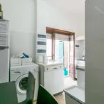 Rent a room in lisbon