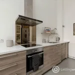 Rent 4 bedroom flat in Edinburgh