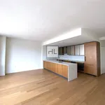 Rent 3 bedroom apartment in Manhattan