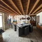 Maison de 210 m² en location à Saint-Priest-la-Plaine