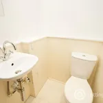 Rent 1 bedroom apartment in Edinburgh