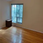 Rent 3 bedroom apartment in Toronto