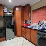 Rent 3 bedroom apartment of 125 m² in Pretoria