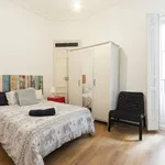 Rent a room of 202 m² in madrid