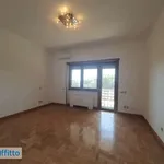 Affitto 5 camera appartamento di 164 m² in Rome