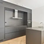 Huur 4 slaapkamer appartement van 132 m² in Van Stolkpark en Scheveningse Bosjes