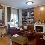 Rent 3 bedroom house of 370 m² in Athens