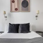 Rent 2 bedroom apartment of 48 m² in paris