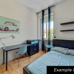 Rent a room in milan